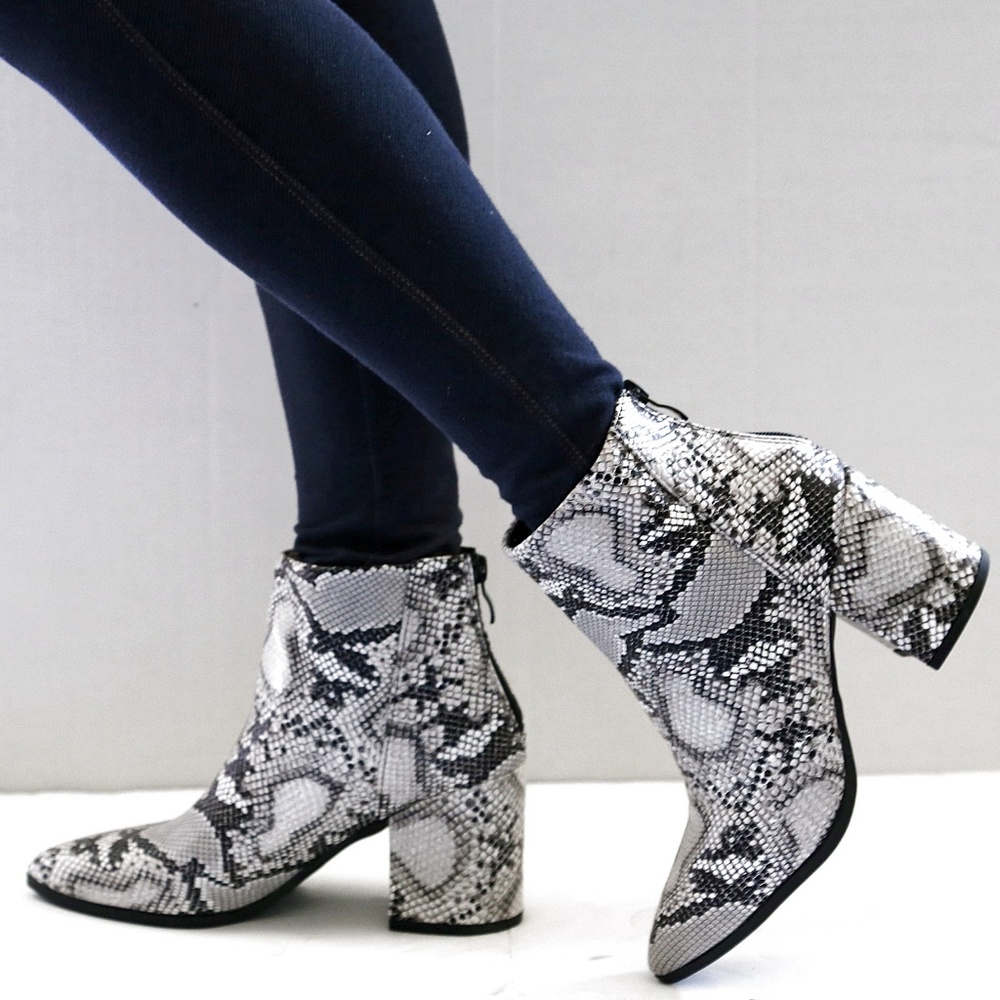 New Snake Chunky Heel Point Toe Booties Boots - Picture 3 of 5
